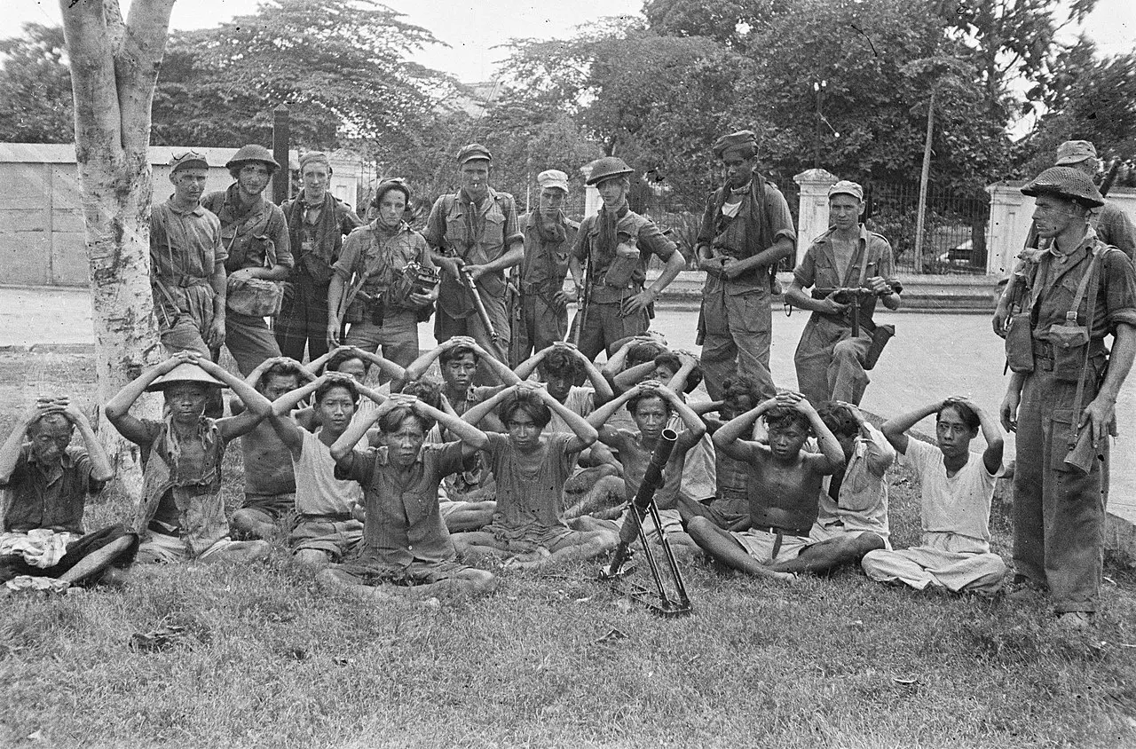 GUERRA DE INDEPENDÊNCIA. A VIOLÊNCIA ESTRUTURAL HOLANDESA NA INDONÉSIA (1945-1949)